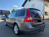 Volvo V70 Kombi Kinetic Automatik - Volvo V70: Kinetic