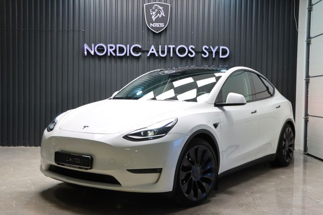 Tesla Model Y / Performance / Dual Motor / AWD / Pano