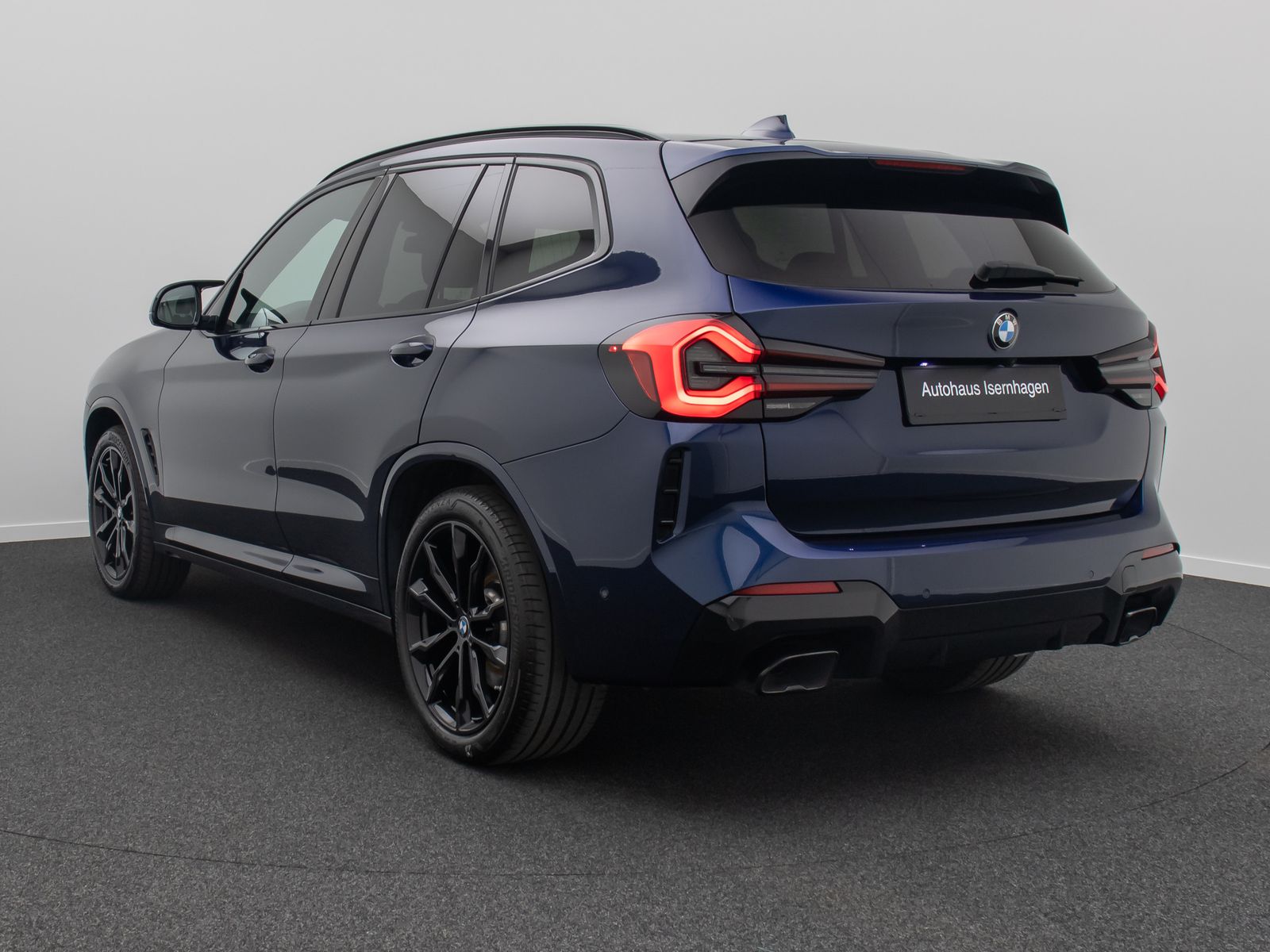 Fahrzeugabbildung BMW X3 M40i 360°Laser HUD DAB HiFi WLAN Komfort AHK