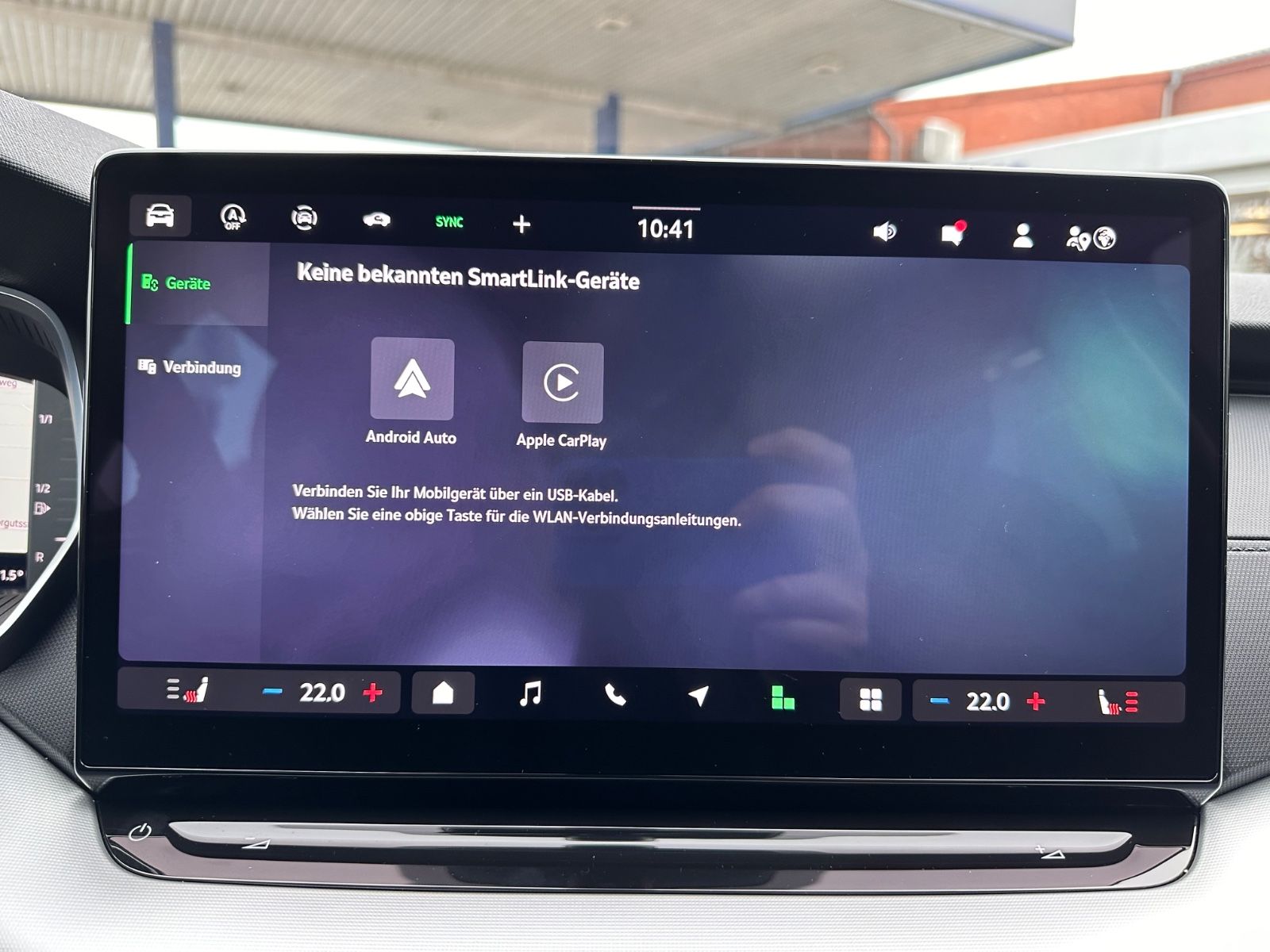 Fahrzeugabbildung SKODA Octavia Combi 1.5 TSI Selection AHK/LED/Navi/ACC