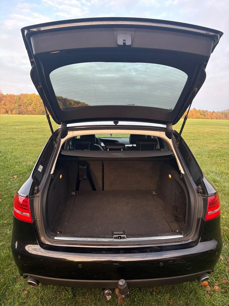 Audi A4 2009 — photo 8