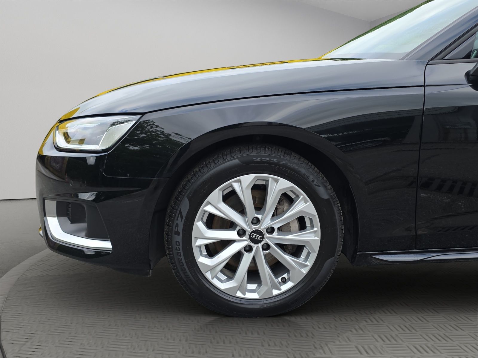 Audi A4 - Bild 8