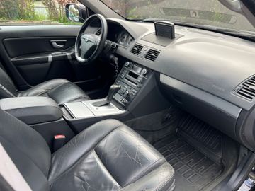 Volvo XC90 - 11