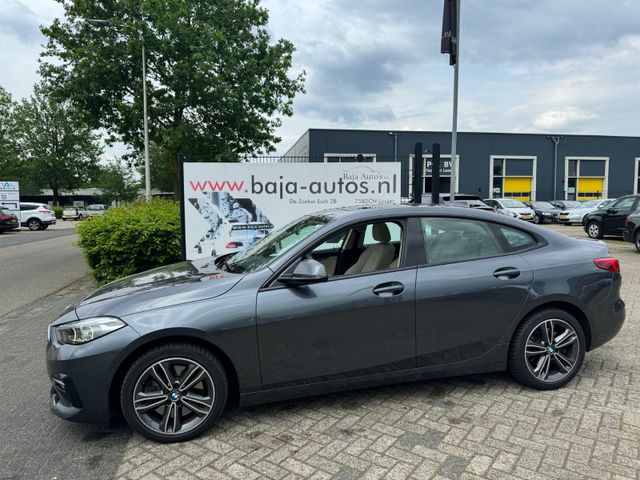 BMW 220 d Gran Coupe Sport Line *M-PAKET*PANORAMA*