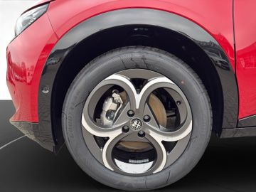 Alfa Romeo JUNIOR ELETTRICA SPORT SPECIALE Kam.+KeyLess+LED