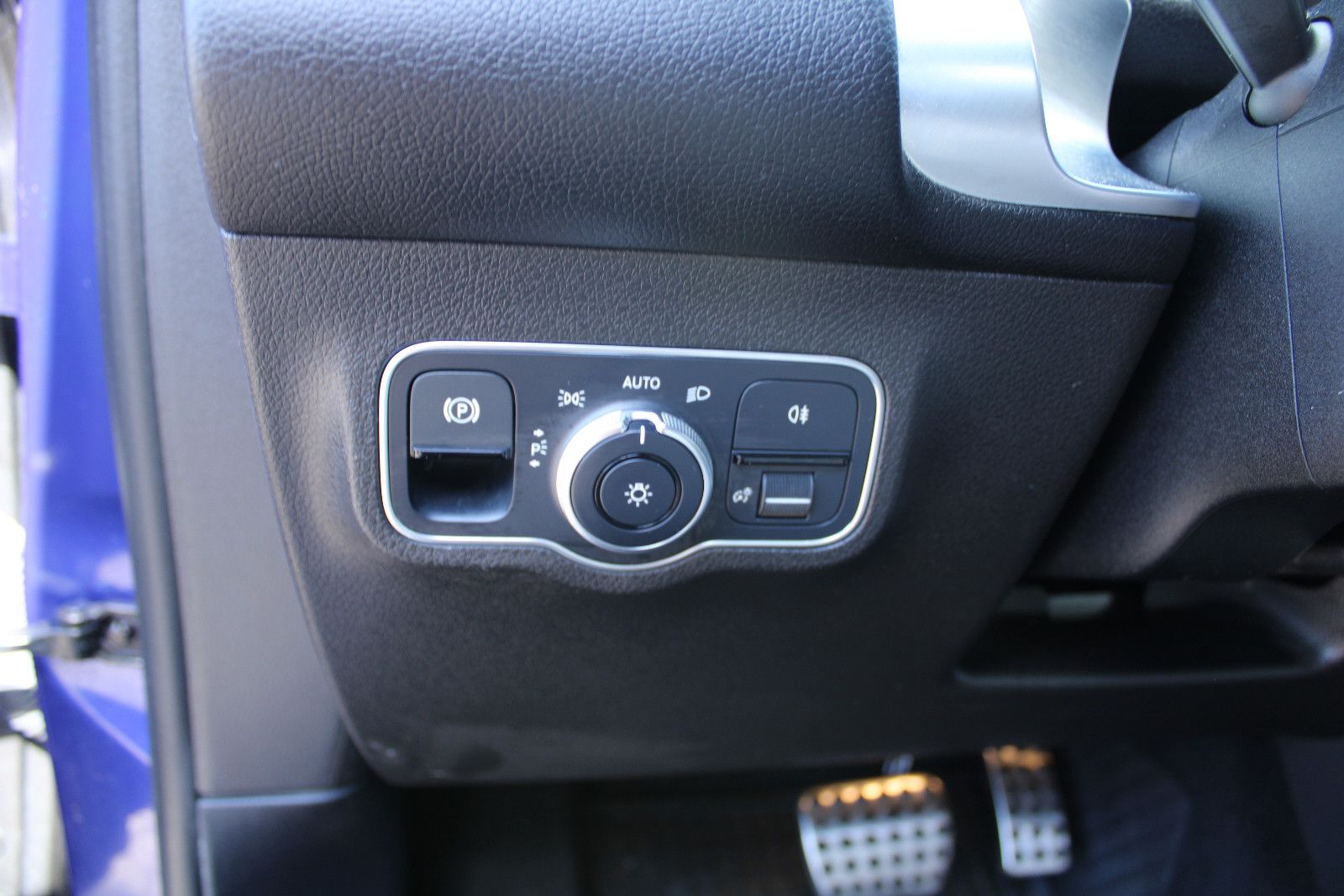 Mercedes-Benz GLB 220d 4Matic AMG-Line Head-Up Distronic AHK foto 14
