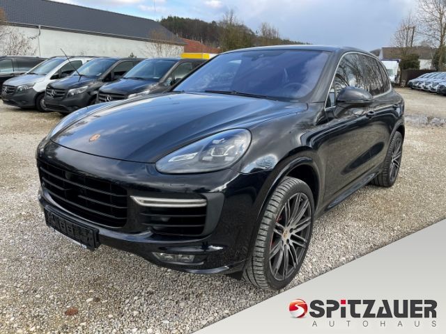 PORSCHE Cayenne Turbo Sportdesign Leder PDCC Kamera