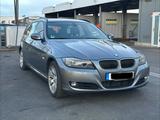 BMW 330d Touring xDrive Leder AHK NaviProf Shadow - BMW 330 aus 2010: 330d