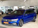 Volkswagen Passat 2.0 TDI 4M R-Line *STHZ*HUD*PAN*AHK*ACC*