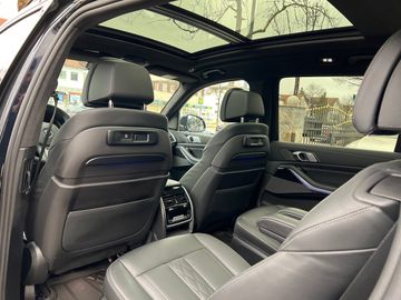 BMW X7 - 12