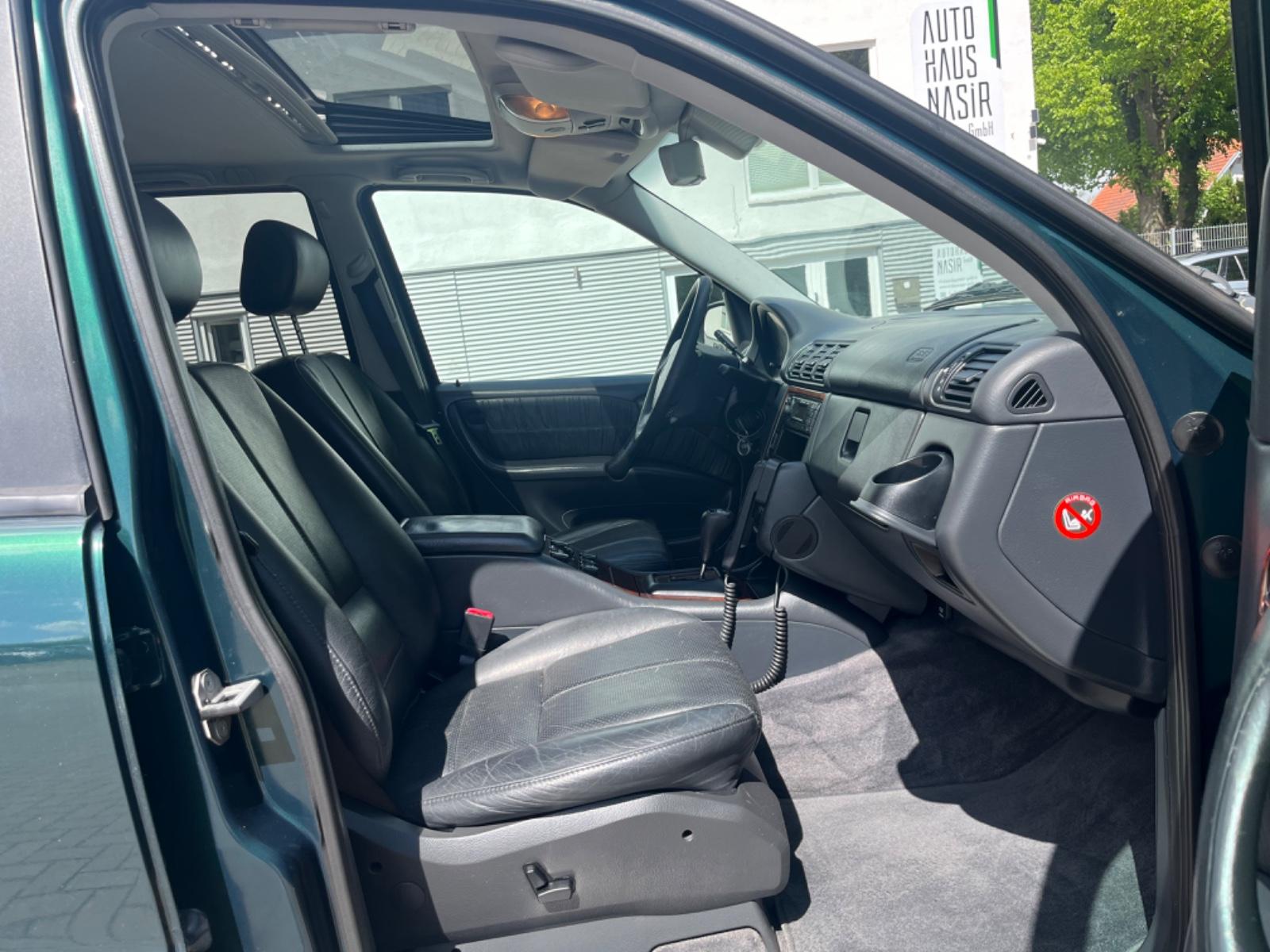 Mercedes-Benz ML 320 3.2 /AHK/KLIMA/SITZH/TEMPO