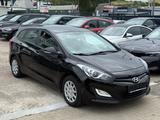 Hyundai i30/Klima/PDC/Kamera/Servo - gebrauchte Hyundai i30 aus dem Jahr 2013