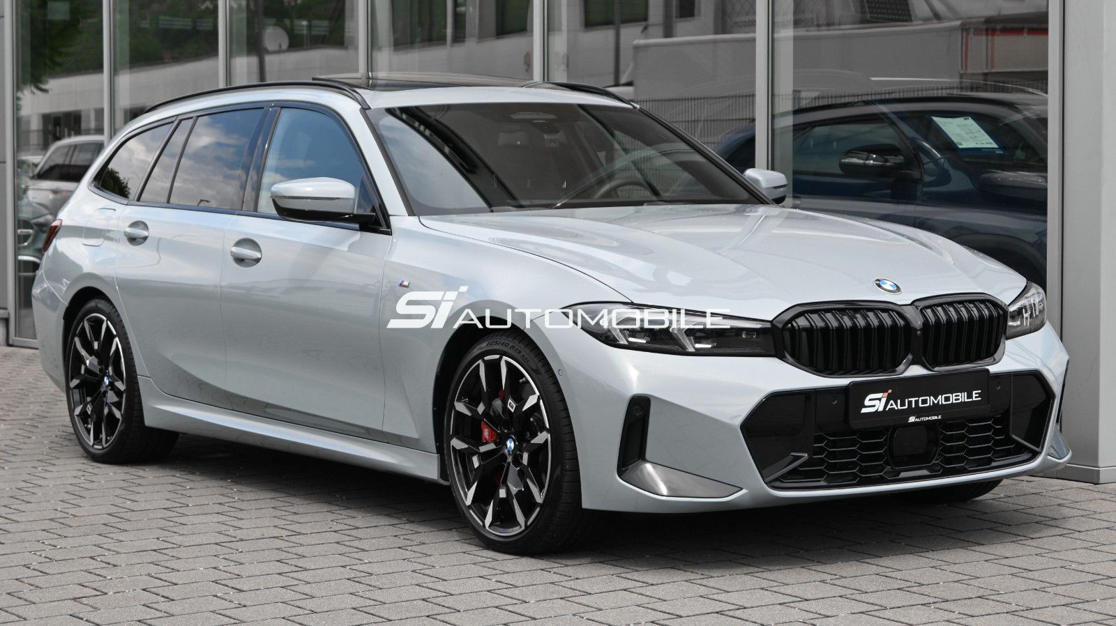 Fahrzeugabbildung BMW 320d xDr. Touring LCI M-Sport Pro °ACC°LEDER°H/K