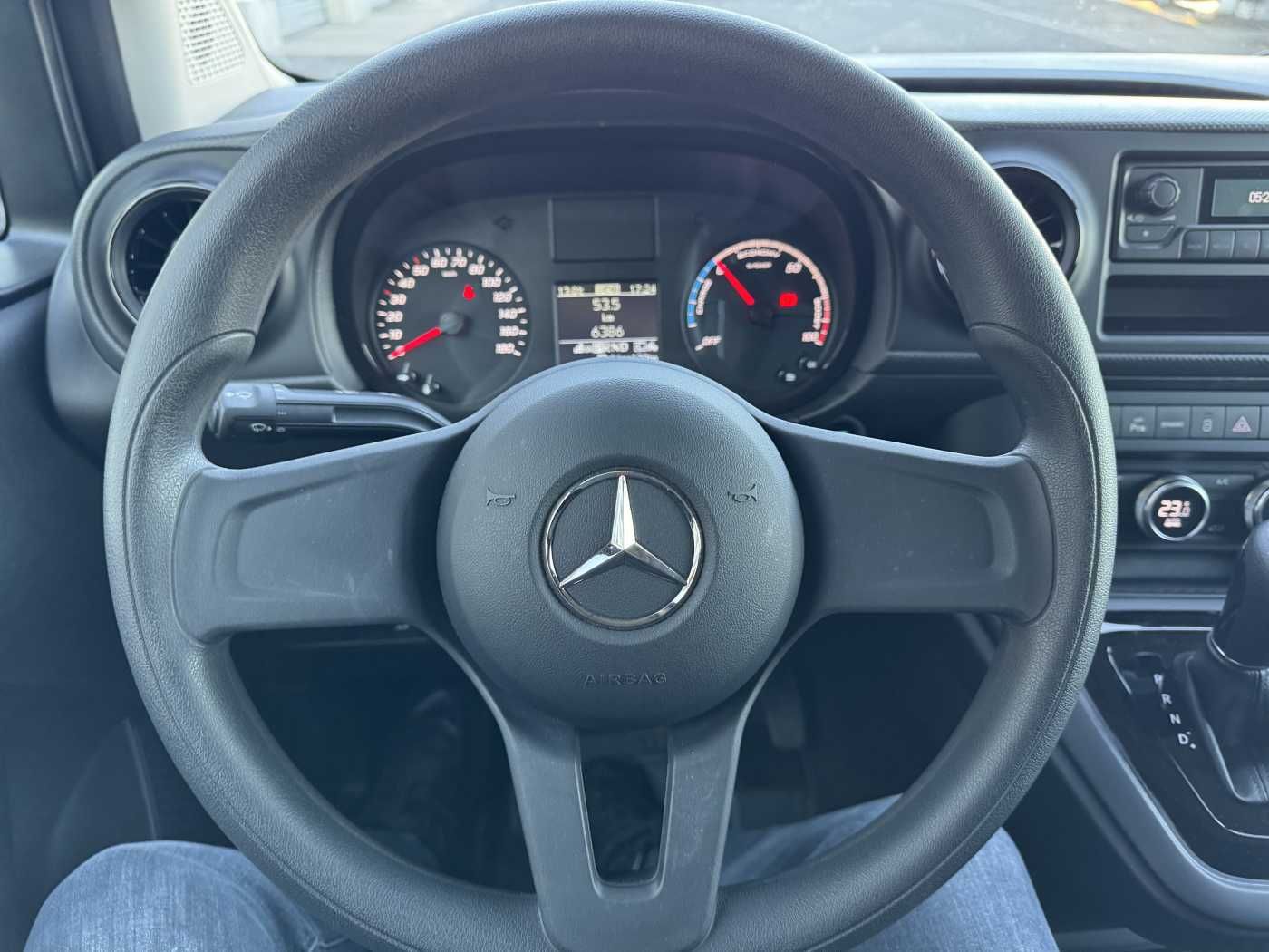 Fahrzeugabbildung Mercedes-Benz eCitan Klima Park-Paket
