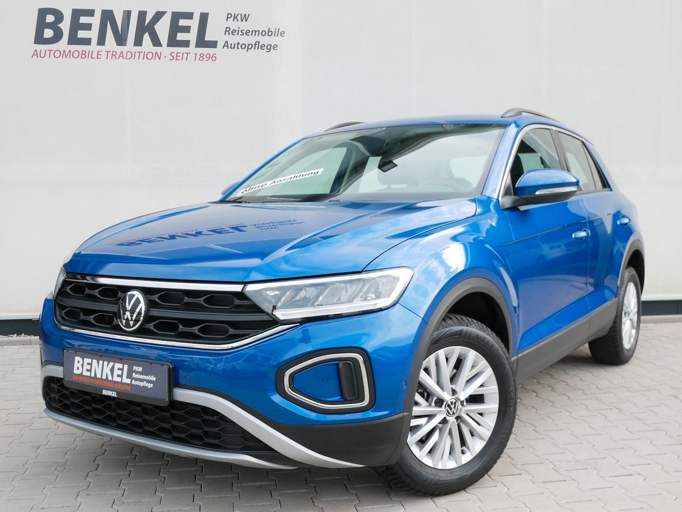 Fahrzeugabbildung Volkswagen T-Roc 1.0 Life NEU36T Standheiz SHZ LED NAVI ALU