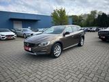 Volvo V60 Cross Country 2.0 D3 Bi-Xen ACC Standhzg AHK - Volvo V60 Cross Country Kombi Gebrauchtwagen
