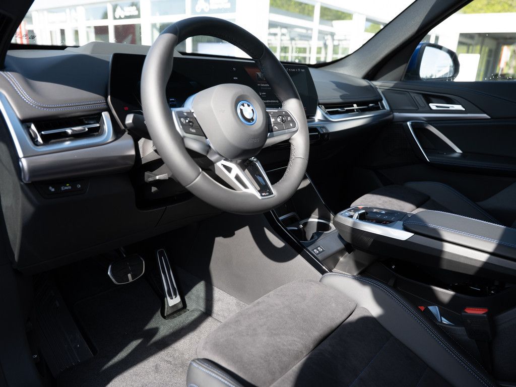 BMW iX1 - Bild 24