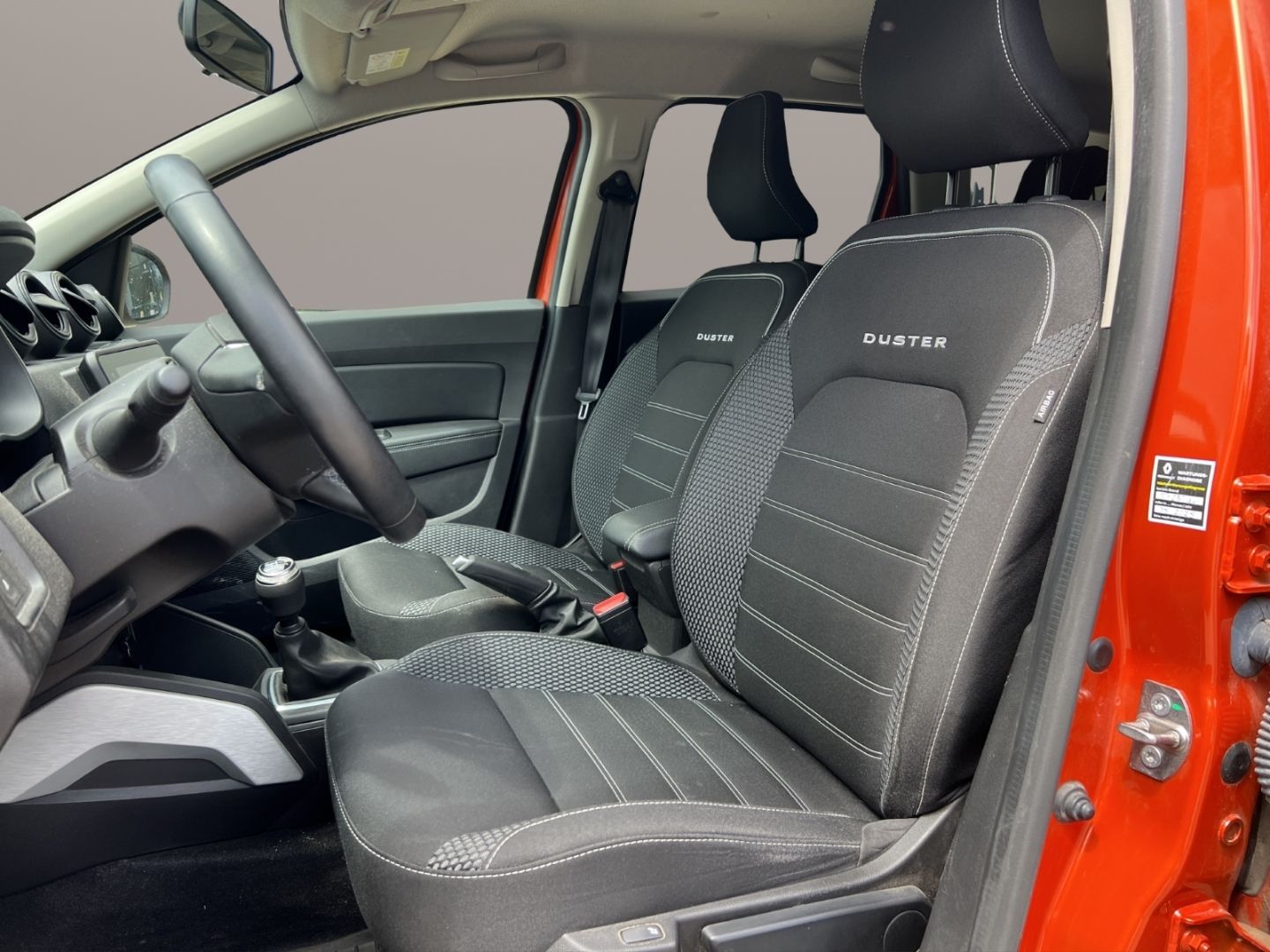 Fahrzeugabbildung Dacia Duster II Prestige+ 1.5 BLUE dCi 115 AHK Navi 36