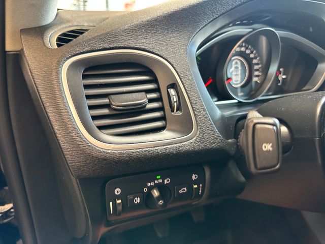 Volvo V40 *1.Hand*Unfallfrei*Klima*