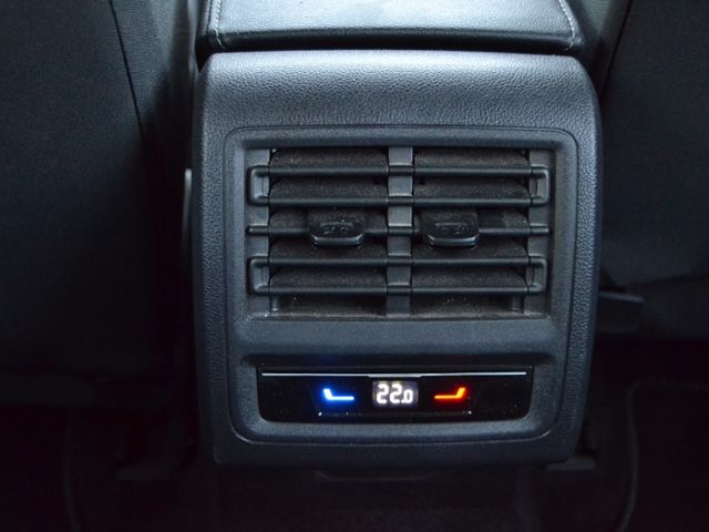 Golf VIII Variant 2.0 TDI 150 PS Style AHK/18-ZO