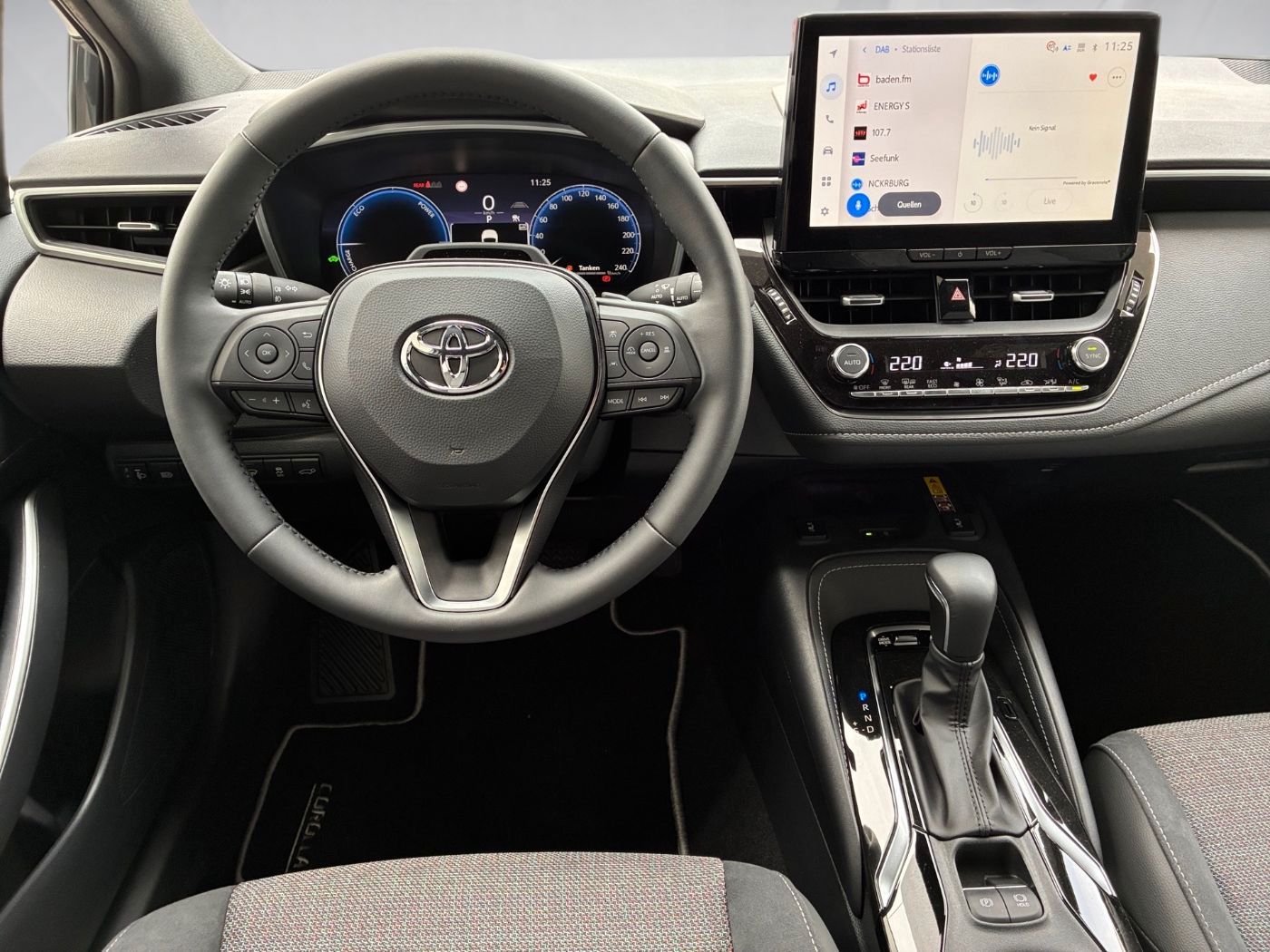 Fahrzeugabbildung Toyota Corolla TS Teamplayer 2.0-l-Hybrid KAMERA LED AC