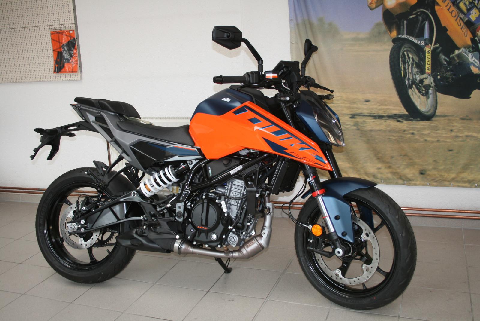 KTM 125 Duke 2025