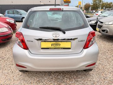 Toyota Yaris - 6