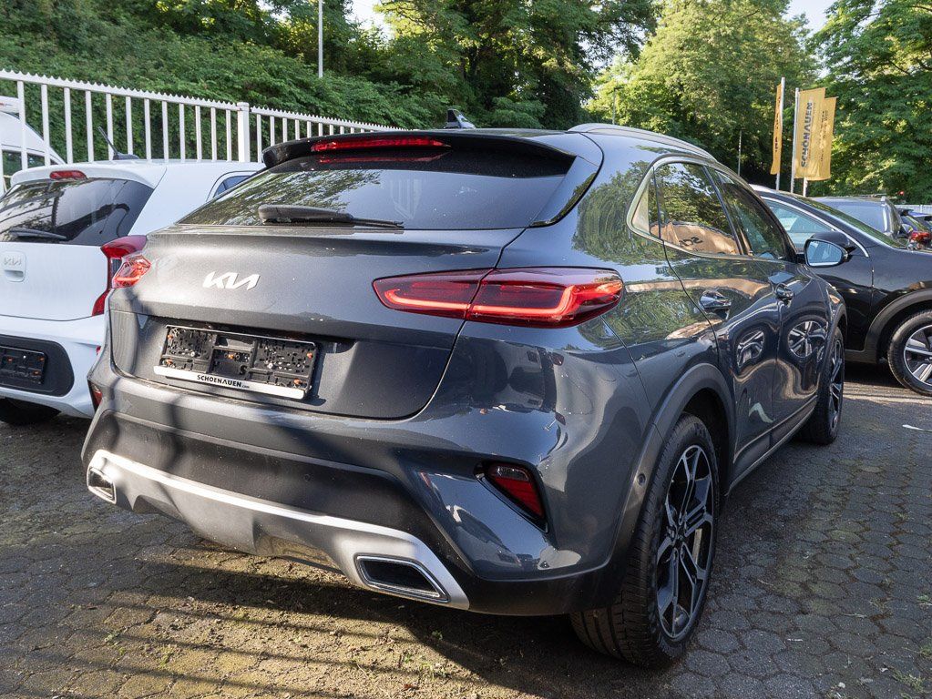 Kia XCeed 1.6 Black Xdition +PANO+NAV+RFK+PDC+L/SHZ+ imagem 3
