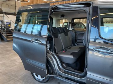 Ford Tourneo Courier Trend *TEMPOMAT*MFL*PDC*NAVI*