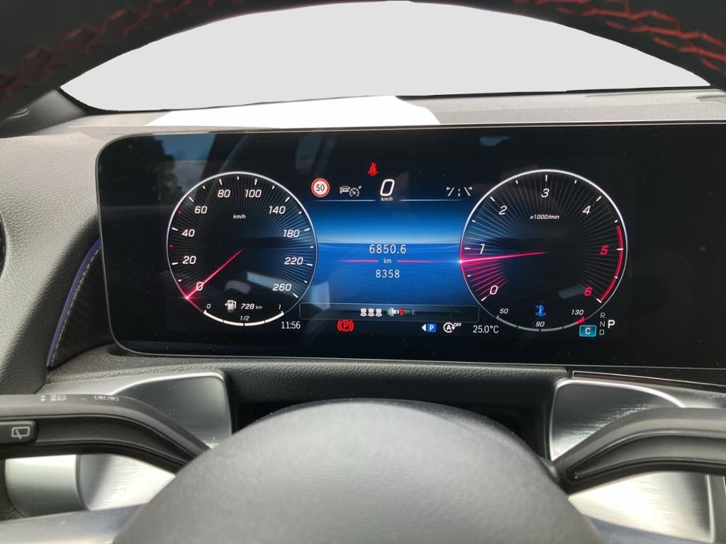 Fahrzeugabbildung Mercedes-Benz GLB 200 d AMG Line*Kamera*MULTIBEAM*AHK