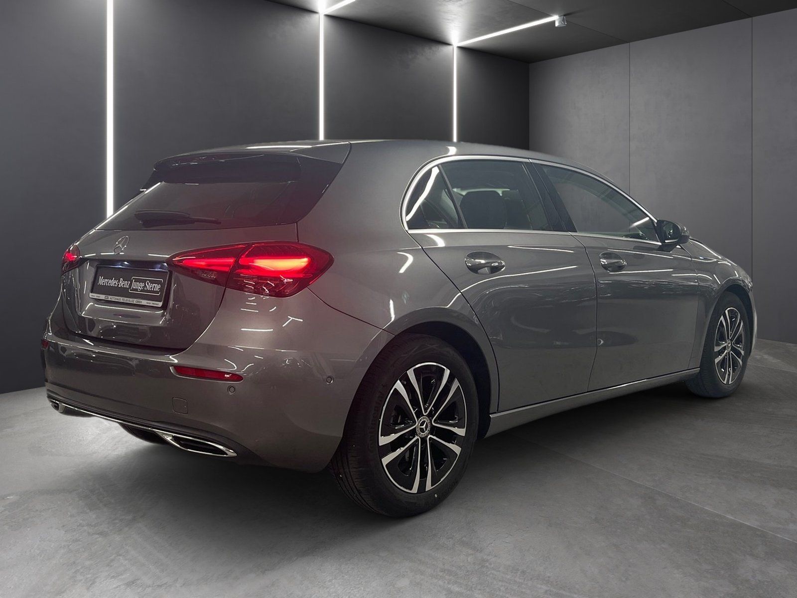 Fahrzeugabbildung Mercedes-Benz A 180 Progressive*AHK*LED*MBUX-Premium*Kamera*