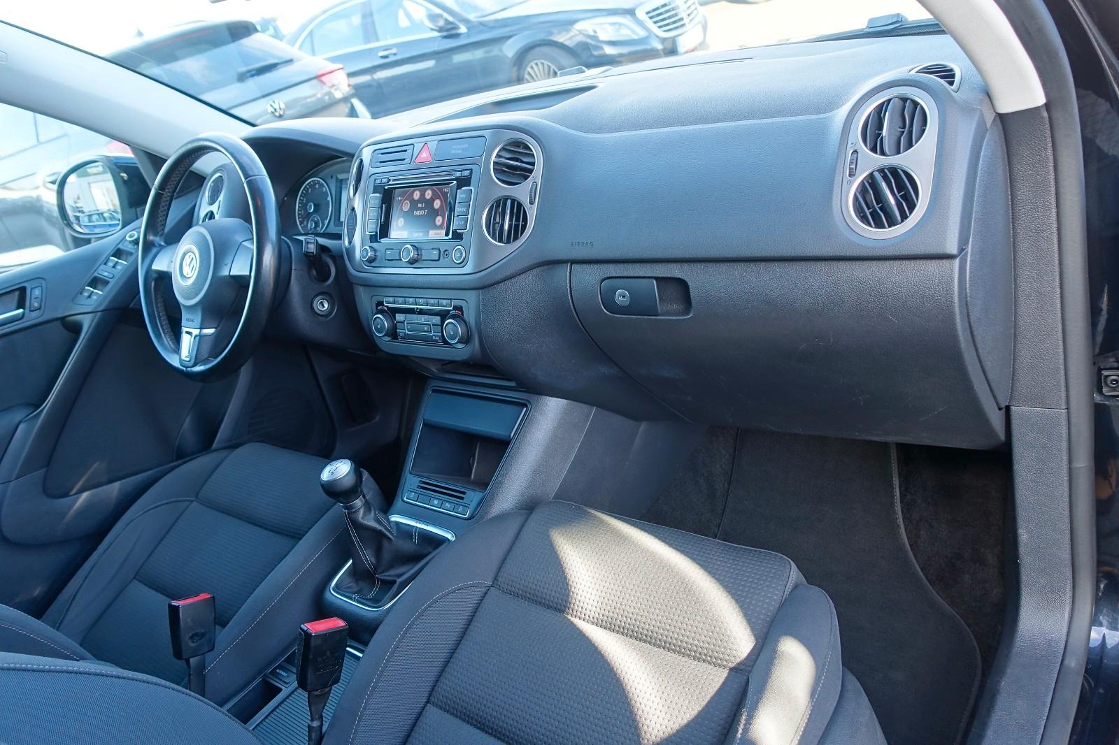 Volkswagen 1.4 TSI Team 4Motion"Bi-XENON"NAVI"AHK