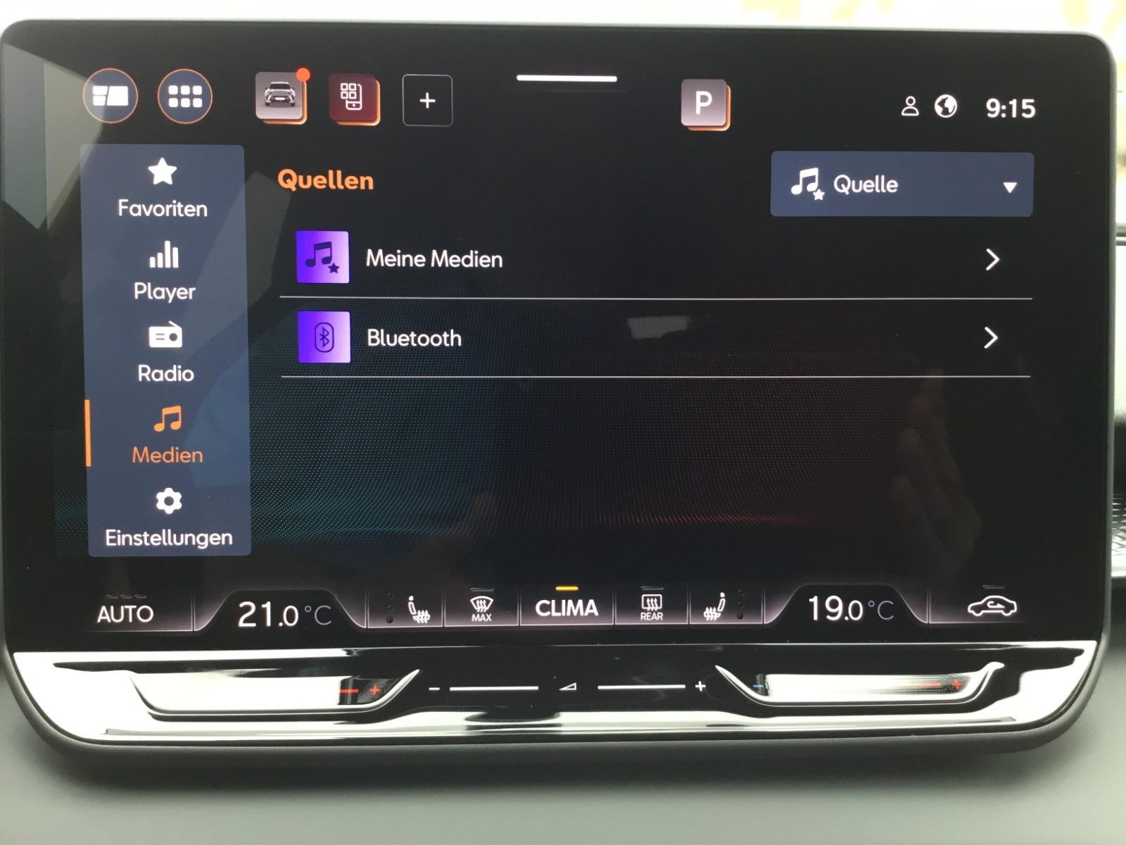 Fahrzeugabbildung CUPRA Terramar 2.0 TSI DSG 4Drive+Matrix+AHK+Pano+360°