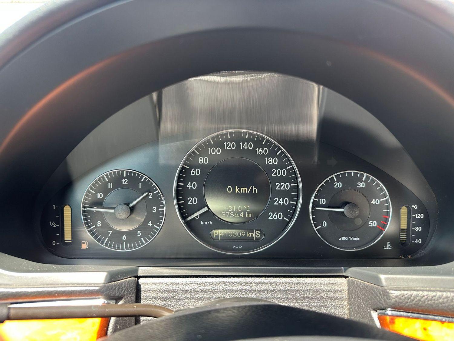 Mercedes-Benz E280 2006 — photo 16