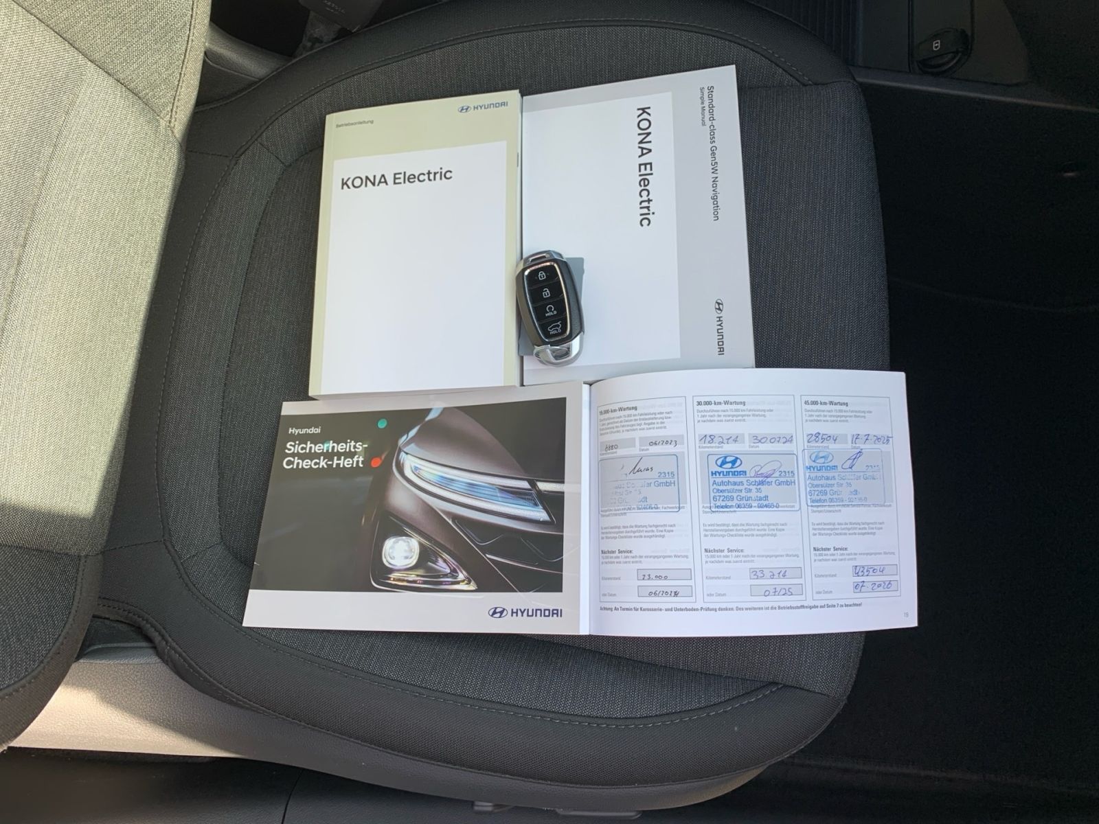 Fahrzeugabbildung Hyundai KONA Elektro 64 kWh PRIME-Paket