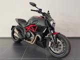 Ducati Diavel Carbon *wenig Kilometer*