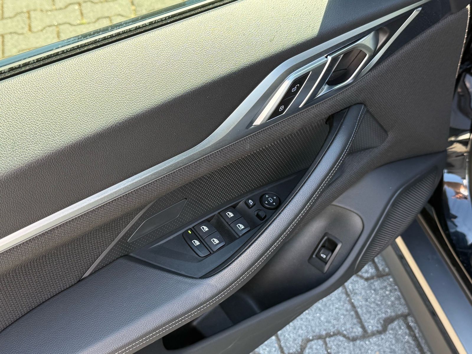 BMW i4 eDrive35 //Sitzheizung Rückfahrkamera 18"LM foto 6