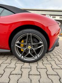 2026 Ferrari ROMA 照片 9