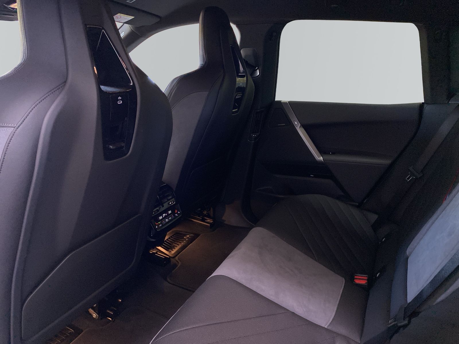 BMW iX - Bild 9