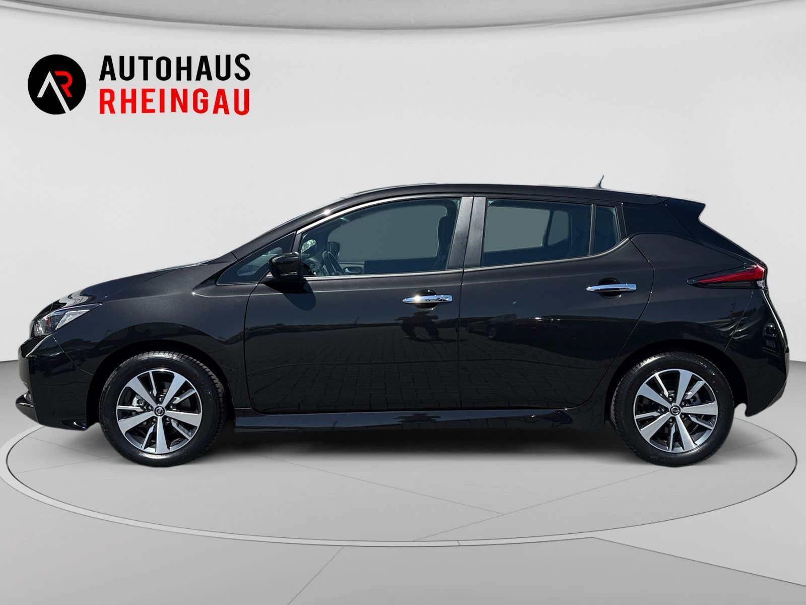 Fahrzeugabbildung Nissan Leaf ZE1 40kWh 360º*ACC*CARPLAY