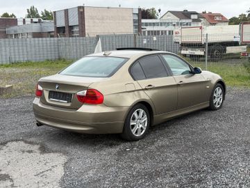 BMW 320 - 7