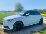 Audi A1 Sportb. 1.0 TFSI s-tronic S-Line Navi Xenon - gebrauchte Kleinwagen in Detmold