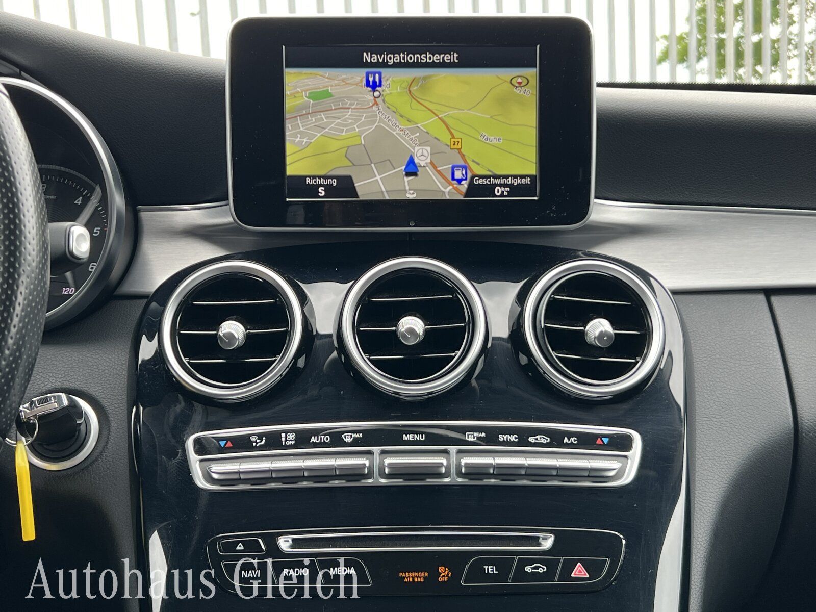 Fahrzeugabbildung Mercedes-Benz C 220 d T Avantgarde Navi/Autom./Klima/LED/eFH.