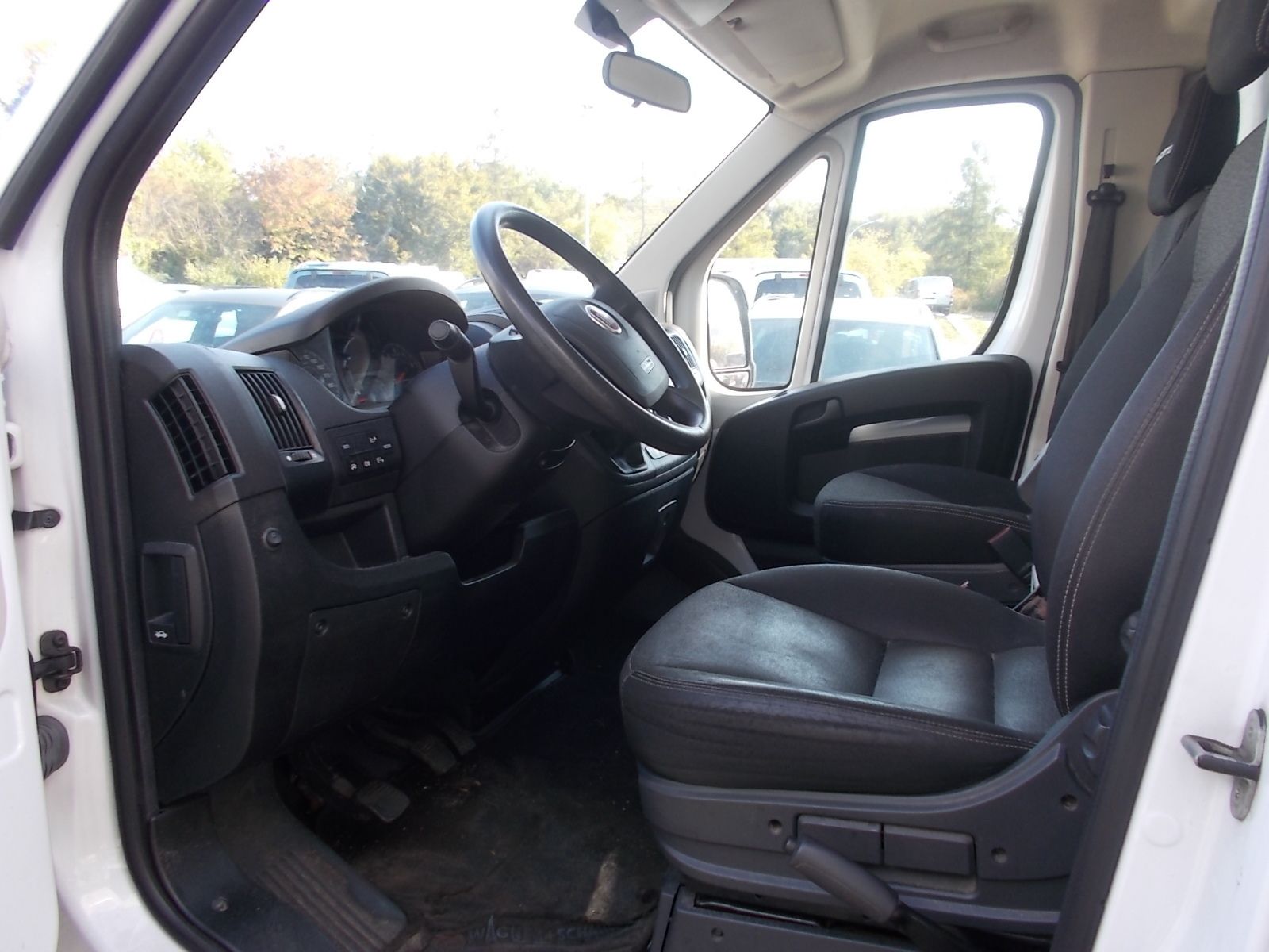 Fahrzeugabbildung Fiat Ducato 35 140 L4 140PS Koffer + Klima