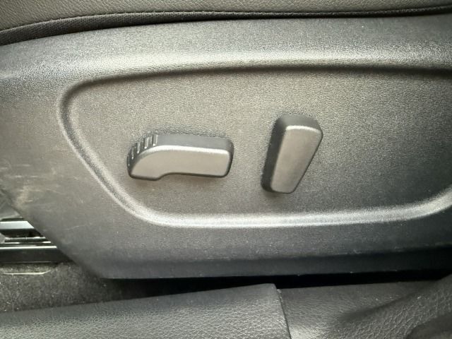 Fahrzeugabbildung Nissan Qashqai 1.6 DIG-T Tekna 6MT Allwetter*AVM*Shzg