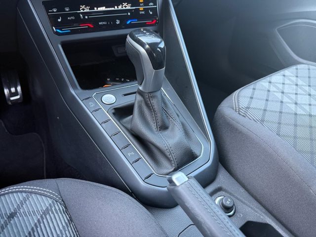 Taigo R-Line 1.0 TSI Apple CarPlay DAB