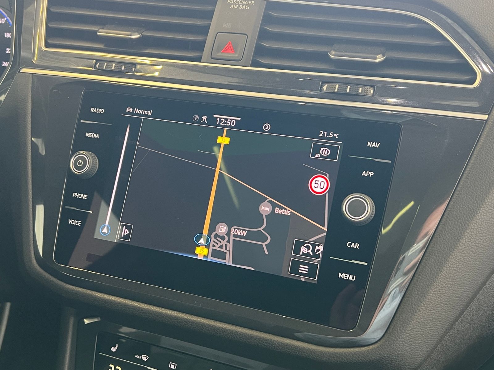 Fahrzeugabbildung Volkswagen Tiguan Allspace R-Line 2.0 TDI DSG 4Motion *AHK,