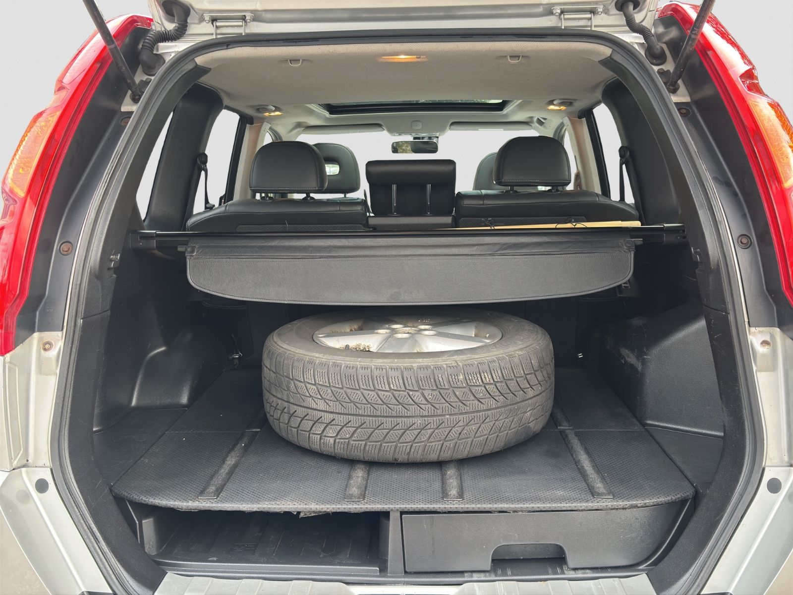 Fahrzeugabbildung Nissan X-Trail LE 4X4 /AHK/Schiebedach/Leder