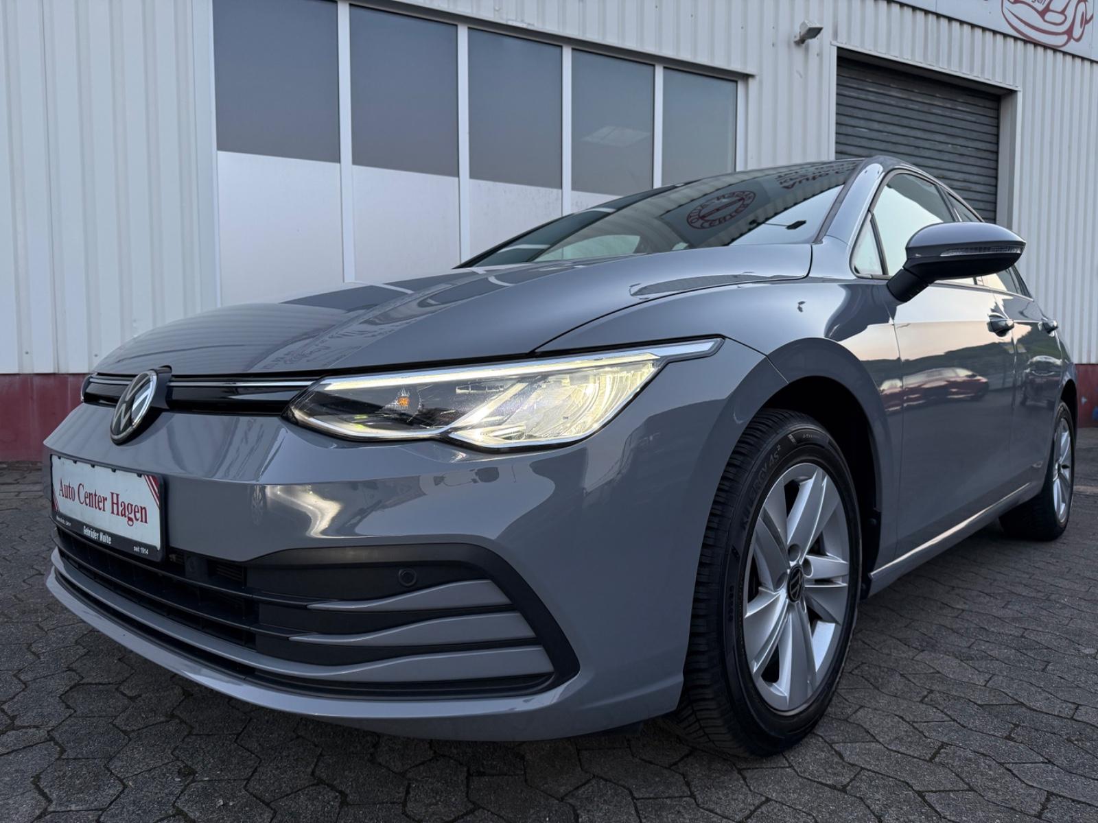 Volkswagen Golf VIII 1,5 TSI 96kW 131PS LED/SHZ/NAVI/KAM