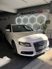 Audi A4 - 1